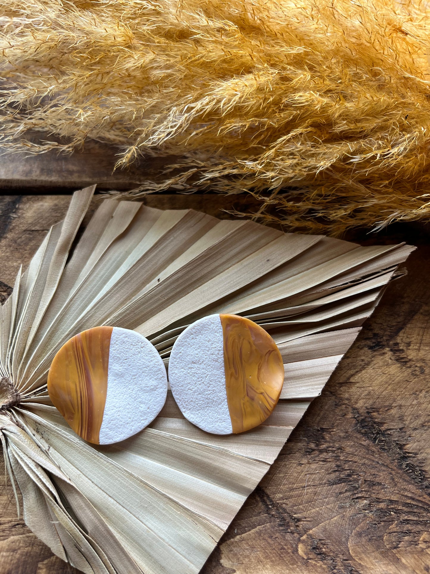Sand Stone Studs